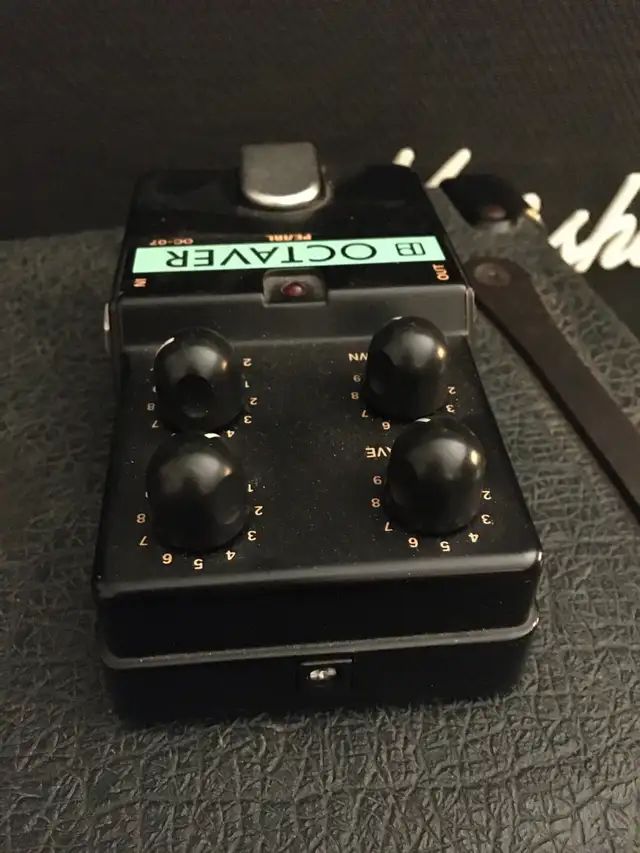 Pearl OC-07 Octaver in Amps & Pedals in City of Montréal - Image 5