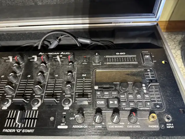 DJ Professional Mixer in Performance & DJ Equipment in Calgary - Image 3