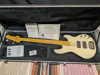 Minty 2007 USA Custom G&L L-2000 Fullerton Bass & OHSC & COA, View more