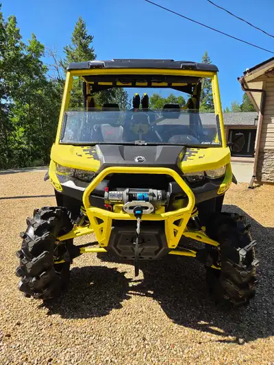 Can-Am Defender HD10 XMR, a high-performance side-by-side that is fully equipped for your toughest t...
