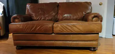 Causeuse en cuir Palliser couleur Tan, View more