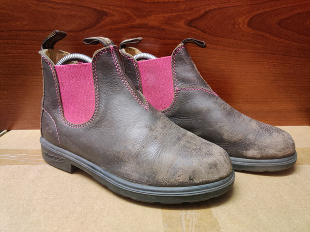Blundstone 500 Boot Brown Pink ⎮ Womens 6 US in Women's - Shoes in City of Toronto - Image 3