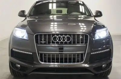 2012 Premium S-Line Q7 sold as is 208km No Accident - Currently daily driver. Have set of rimmed Aud...