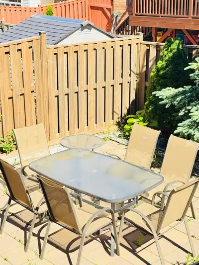 patio set 6 chairs and table $200, View more