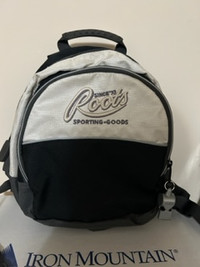 Roots mini backpack