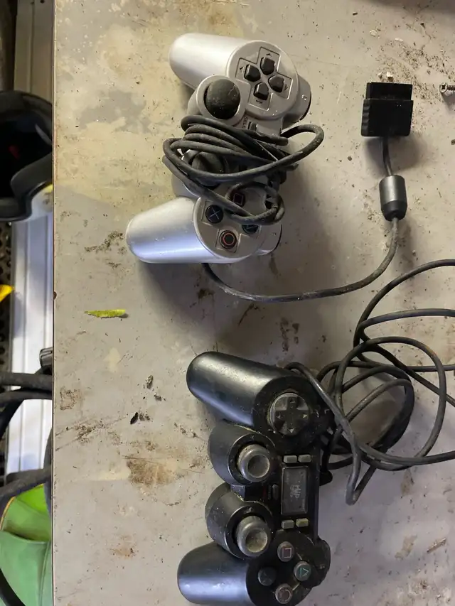 Ps2 controllers for sale  in Older Generation in Hamilton - Image 2