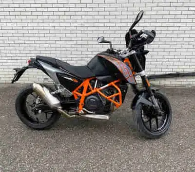 2013 Ktm 690 Duke Bike is great shape for age and km. - tires in excellent condition - taller windsh...