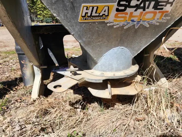 HLA Scatter Shot Sander in Other in Red Deer - Image 5