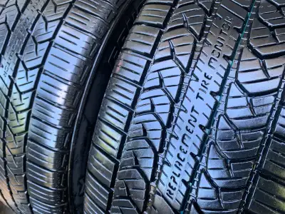 two like new all season tires off rim under good condition. USA made GENERAL ALTIMAX RT45 all season...