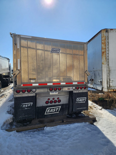 2022 East End dump trailer available for Sale-&nbsp;$110K