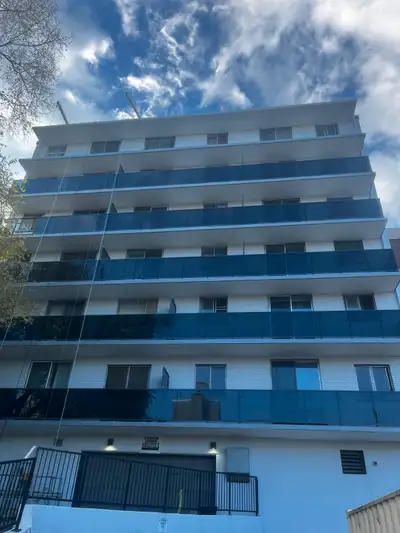 Bright and newly updated one bedroom apartment in safe neighborhood. Close to Hospital, GoTrain Stat...