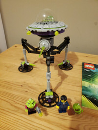 LEGO 7051 Alien conquest, tripod invader