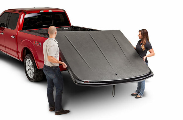 Ford F150 UnderCover UC2146 SE Lift Top Locking Tonneau Cover in Other Parts & Accessories in Dartmouth - Image 2