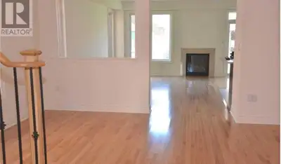 ○ Semi house with 4 bedrooms and 3 full washrooms ○ Main floor laundry ○ 15 minute walk to Mount Ple...