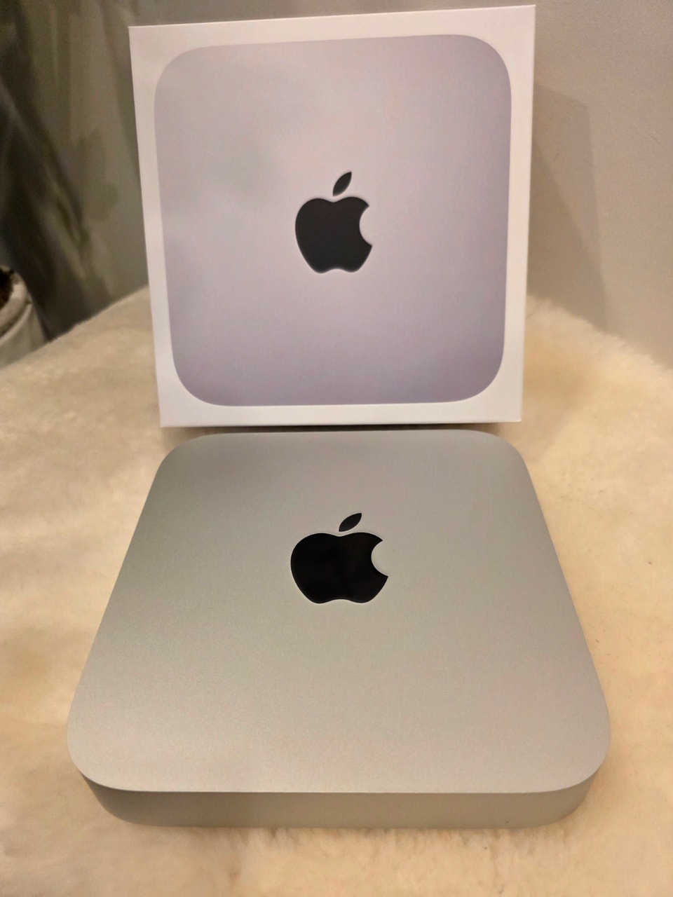 Apple Mac mini M2 8GB / 256GB SSD - MINT condition | Desktop Computers ...