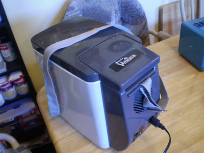 PORTABLE 12 VOLT COOLER-6 1/2 QTS-FITS BETWEEN CAR SEATS-$35, View more