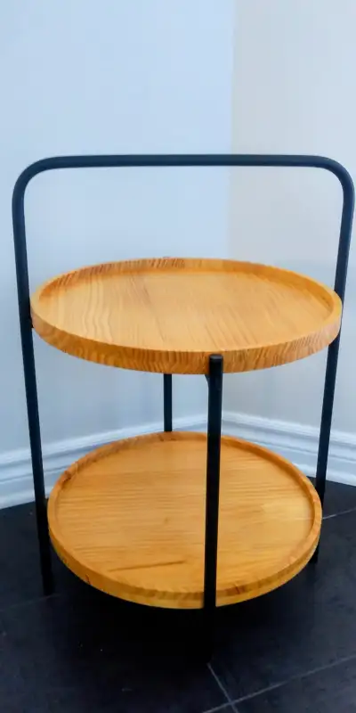 Table d'appoint ronde en bois et fer forgé, View more