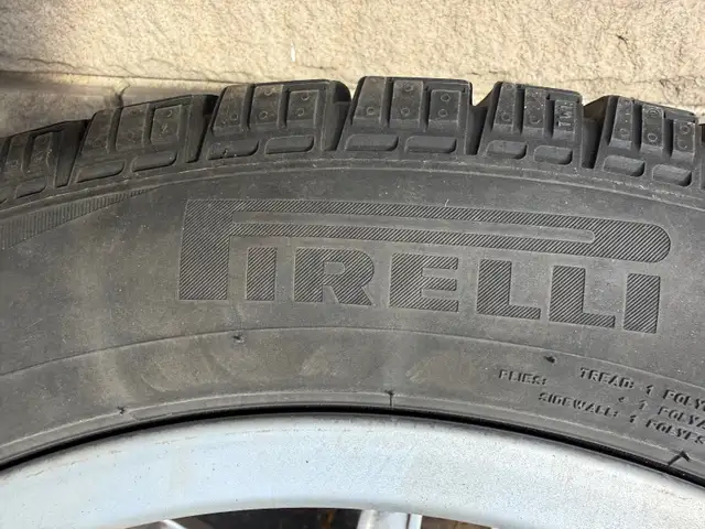 Winter Tire and Rims 225/50R17 in Tires & Rims in City of Toronto - Image 2