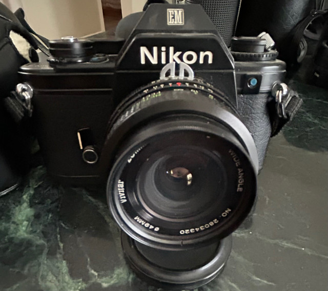 Appareil photo Vintage reflex Nikon serie E 50mm f/1.8 . dans Appareils photo et caméras  à Longueuil/Rive Sud - Image 4