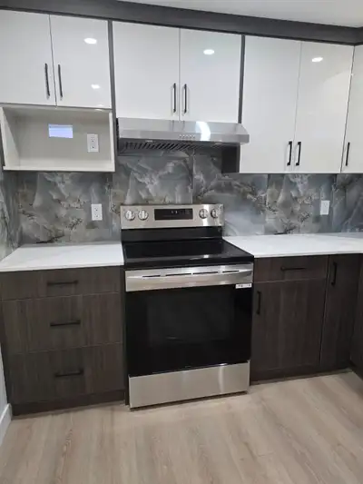 Bright & Modern Corner House - 2-Bedroom Legal Basement Suite with Sunshine windows for Rent – Livin...