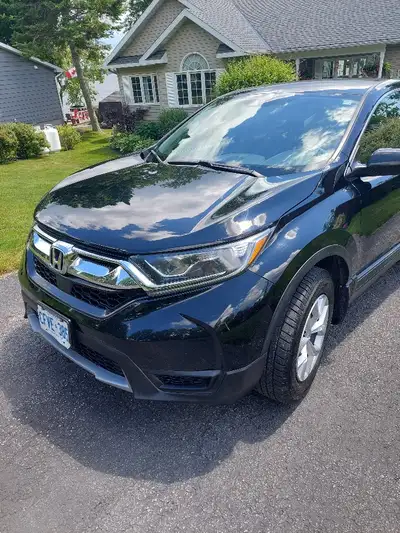 2018 Honda CRV LX AWD. 227,000 km (mostly highway) Excellent condition (mechanical and body) Vehicle...