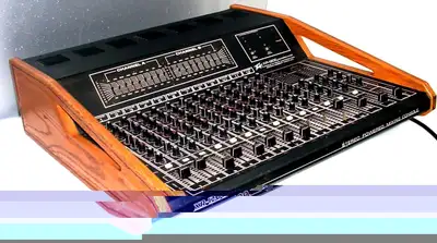PEAVEY XR-1200 Powered Stereo Mixer - 200 watts - 12 Channels, View more