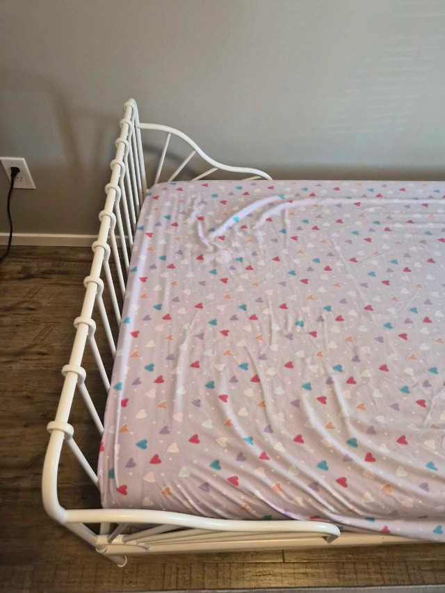 Girls Bedframe with Foam mattress in Beds & Mattresses in Kelowna - Image 2