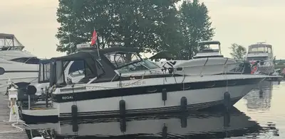 Bateau Regal cruiser 40 pied x 13.1 pied , survey récent fait 2x 7 .4L , nouvelle toile 12 K , nouve...
