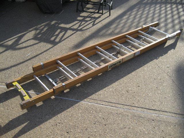 14 foot wood extension ladder in Ladders & Scaffolding in Edmonton - Image 2
