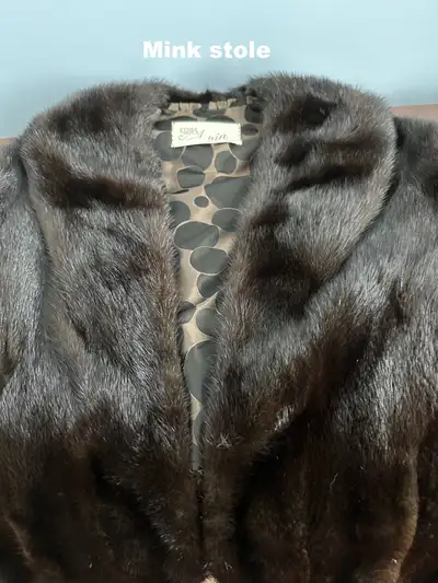 Great for Valentine's Day ...Vintage Women's Mink Stole, View more