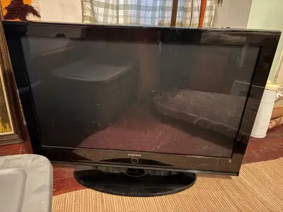 40” Samsung TV, View more