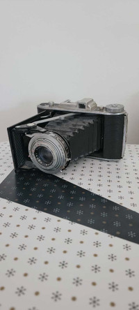 Vintage Ventura 69 Camera