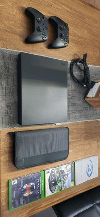 Xbox one X  1 to. Disque dur