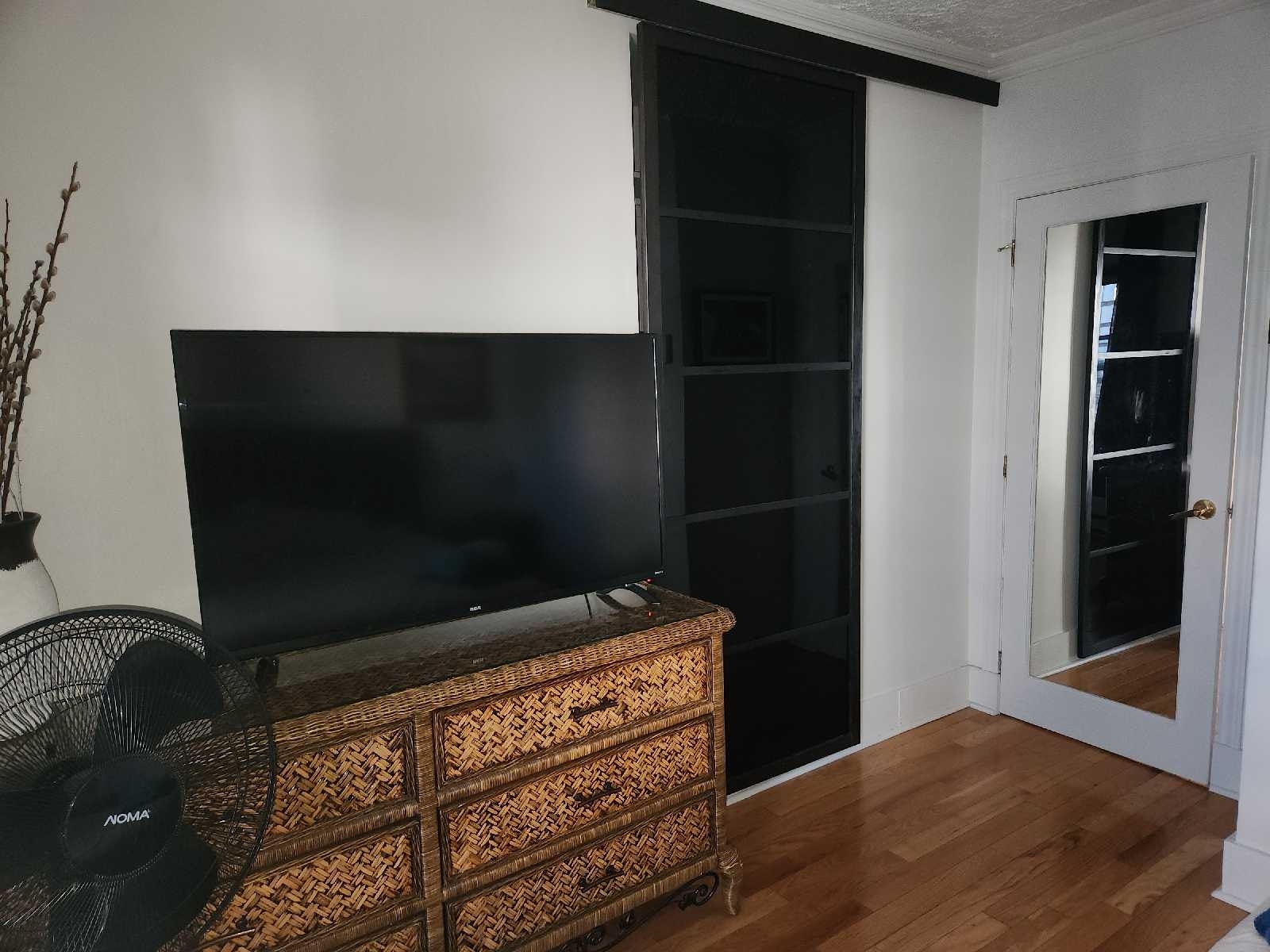 21 Rue de l'Acadie — photo 3