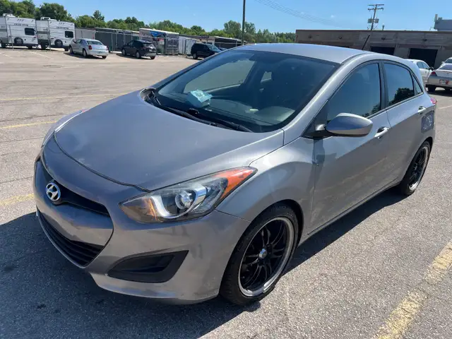 Hyundai Elantra 585559275419084801