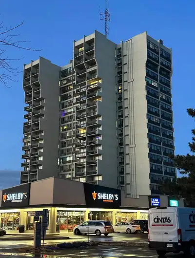 Unfurnished Private room available for Single occupancy including everything excluding parking. Park...