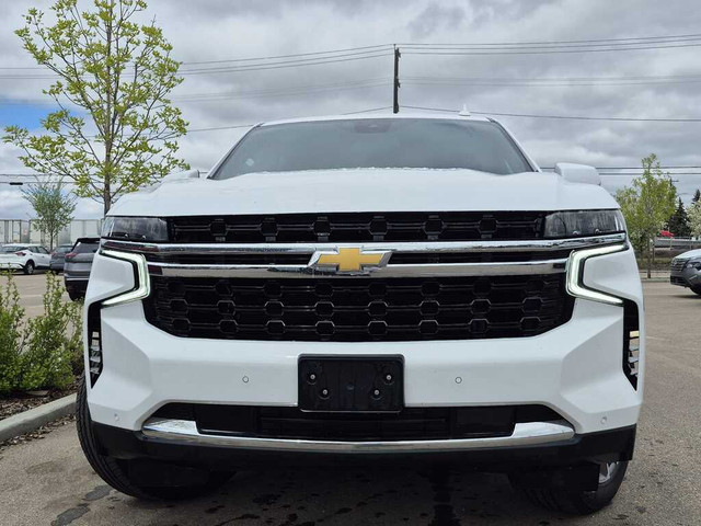 2024 Chevrolet Suburban LS | 4x4 | 8-Passenger | Only 71,200 KM! in Cars & Trucks in Edmonton - Image 2