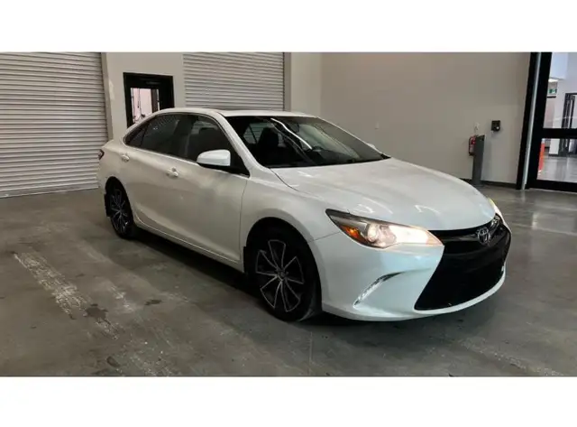 2016 Toyota Camry XSE