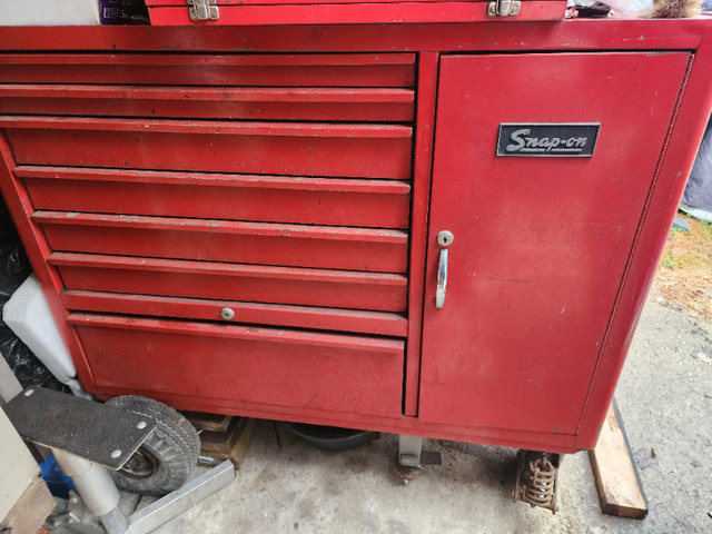 Snap-on Tool Box Vintage Airplane Mechanics 2 Bay Caster Wheels in Other in Windsor Region