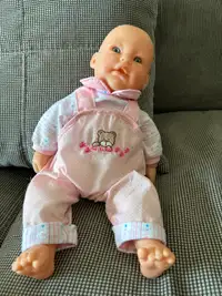 Poupée bébé - baby doll