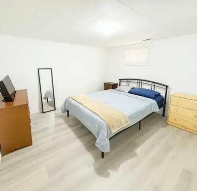 SE RENTA HABITACIÓN lugar tranquilo y limpio 10 min de Jane y Wilson caminando ️ info ✅ Habitación p...