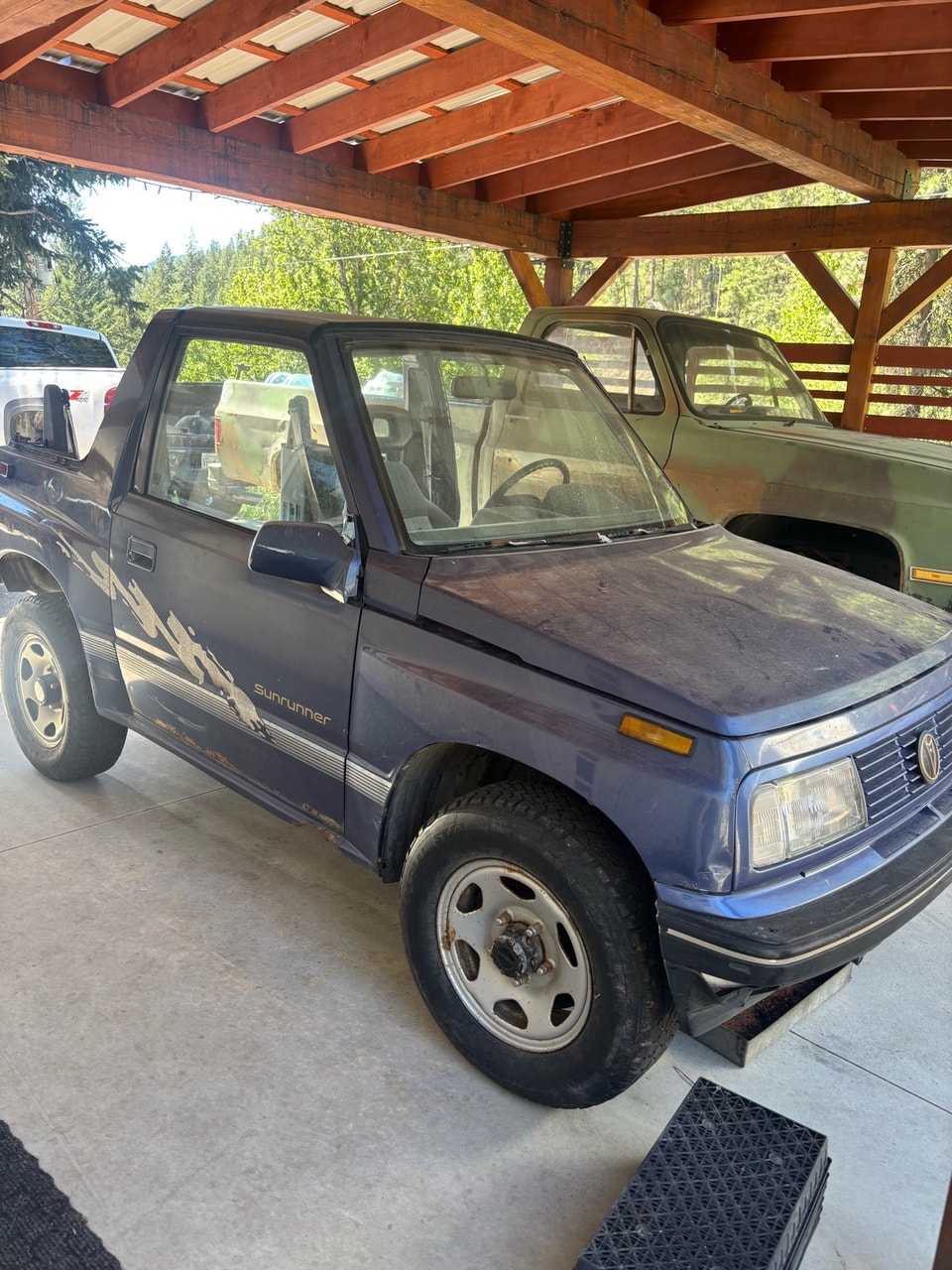 Pontiac Sunrunner 1990 photo 2