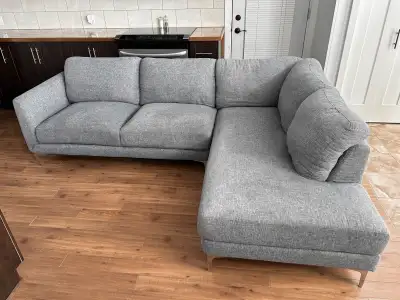 Divan Sectionnel Gris Design contemporain, View more