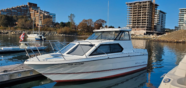 1992 bayliner 2452 in Powerboats & Motorboats in Dartmouth