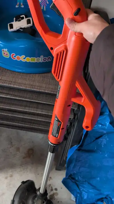 Black and Decker Weed Wacker, View more
