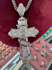 14k white Gold Diamond Cross & Chain for Sale at Rex&Co jewelry