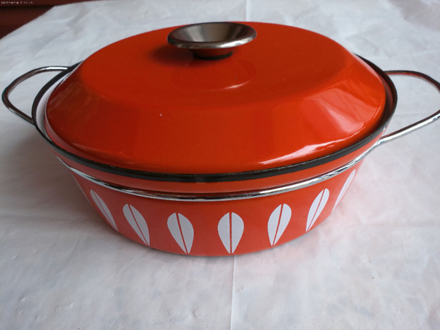 Vintage Cathrineholm Lotus Casserole with Lid--10.5" in Kitchen & Dining Wares in New Glasgow