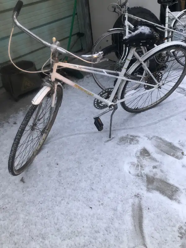 Vintage John Deere Bicycles ( 3 ) in Other in Edmonton - Image 4