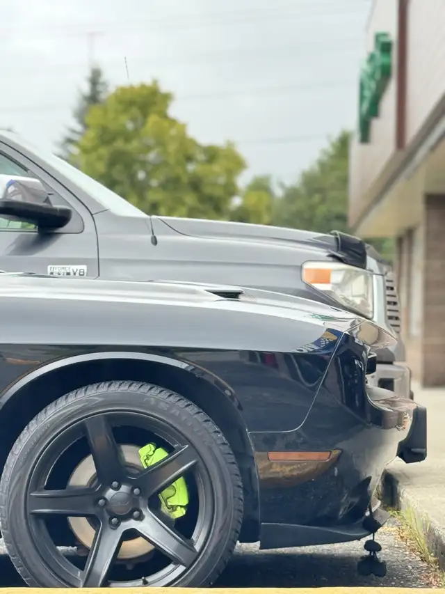 Rims and tire and floormats in Tires & Rims in Sudbury - Image 3