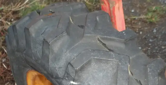 HD Torch / Welder Cart.Great ATV logging arch project in Power Tools in Ottawa - Image 4